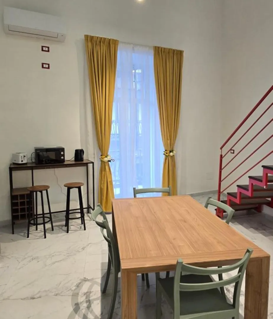Apartment Appartamenti La Dimora Di Parthenope A Pontenuovo Naples Italy